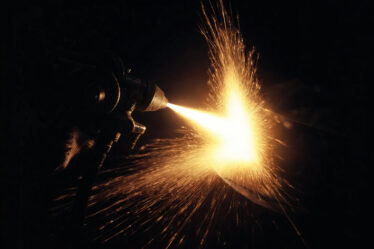 Recuperação de eixos e cilindros com aspersão térmica